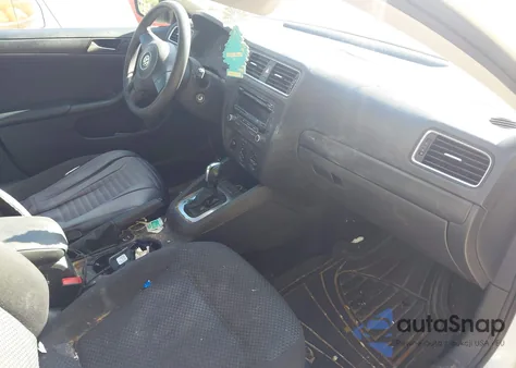 2014 Volkswagen Jetta 2.0L S from USA, damaged, VIN 3VW2K7AJ1EM304216